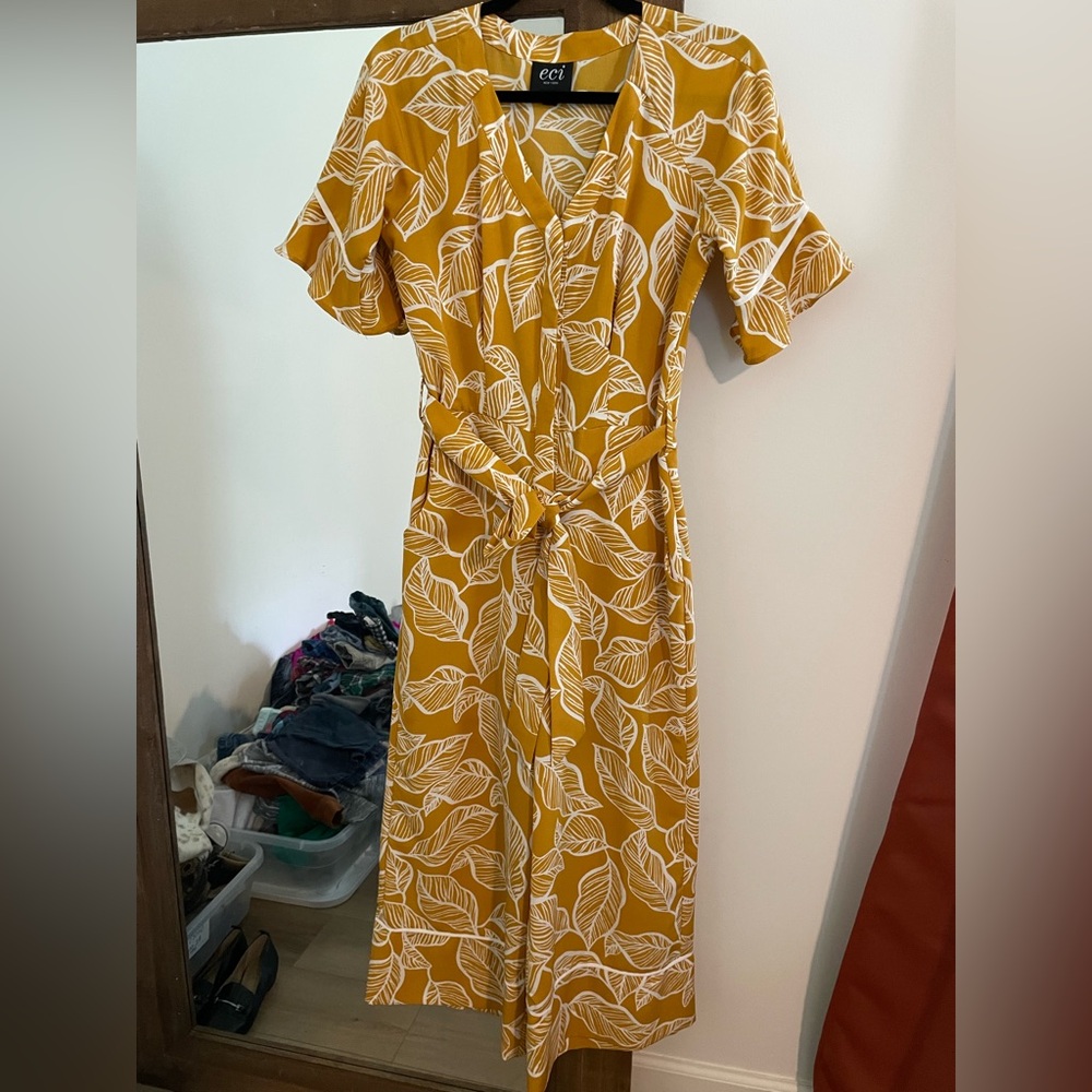 Golden yellow jumpsuit with pockets